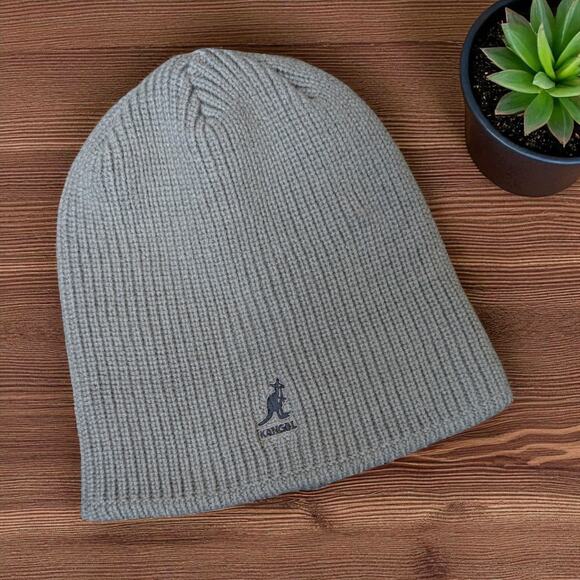 Men's KANGOL Sweater Knit Gray Warm Fall Winter Hat Beanie Cap - Picture 1 of 2
